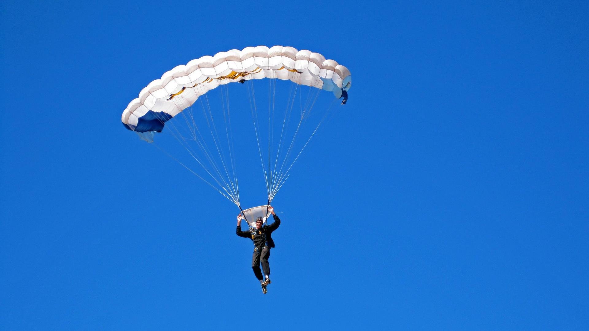 开云网站-“纪录追逐战：联盟历史上最精彩的多项纪录竞逐”