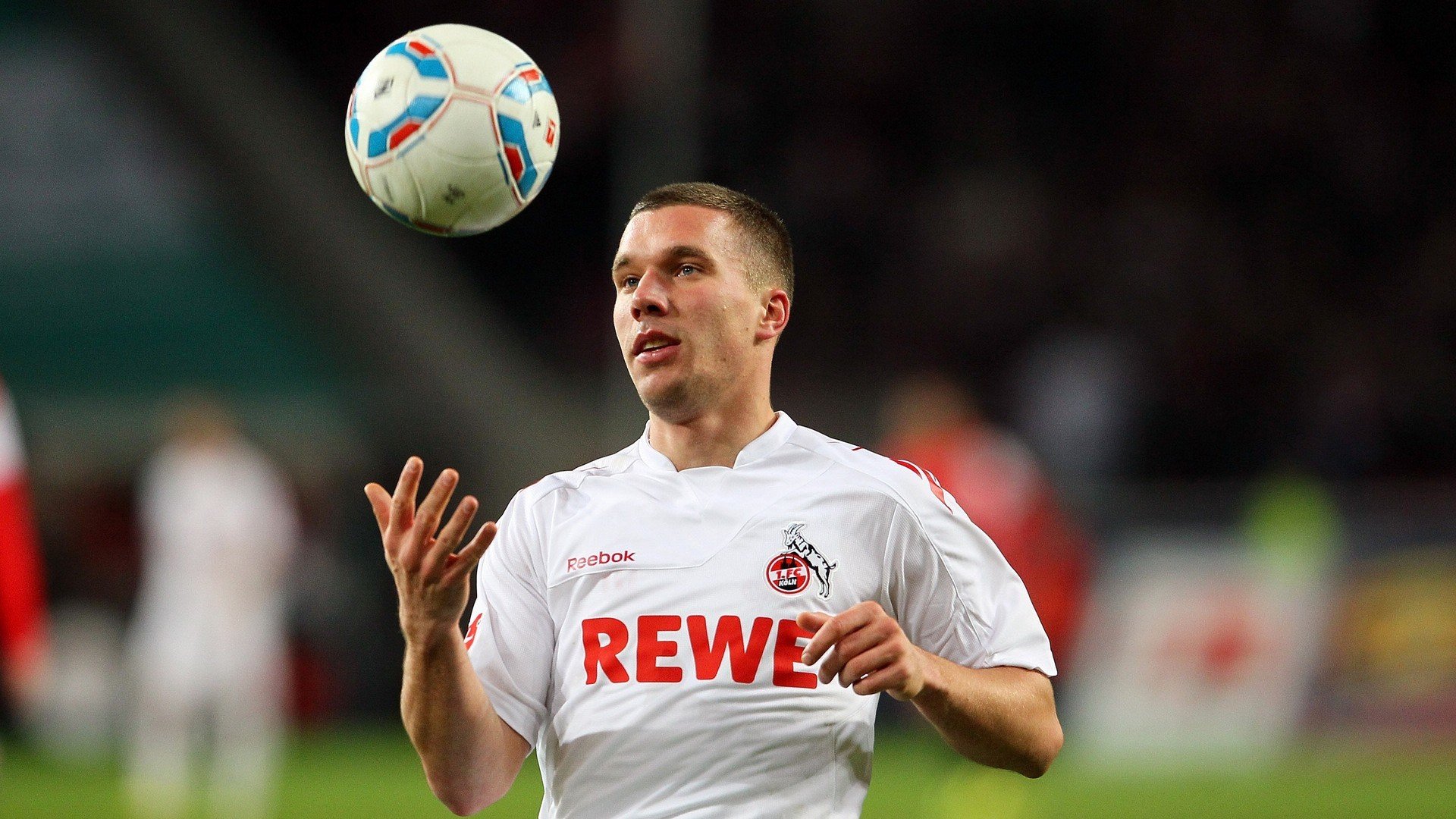 Kaiyun官方登录入口-卡尔霍特认可德保利表现,佛罗伦萨中场稳定发挥